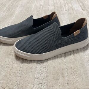 Women’s UGG Alameda Sammy slip on sneakers